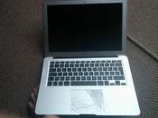 MacBook Survives 1,000-foot Drop from Airplane, Continues Work