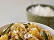 Sorakaya Kobbari Karam Kura (Bottle Gourd/ Lauki Coconut Curry)