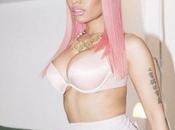 Nicki Minaj Gives Dance