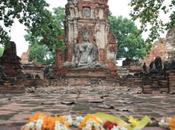 DAILY PHOTO: Garlands Buddha