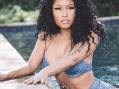 Nicki Minaj Grabs Meeks Crotch During Show (-_-)