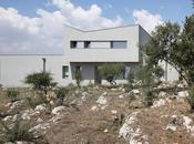 Home That Dramatically Replicates Starry Living Room