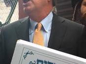 John Kasich Invokes Jesus After Boro Park Matzah Tour (video)