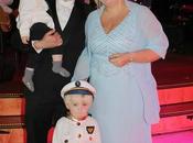 Dressing Cruise Plus-Sized, Body Confident Woman!