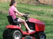 Factors Consider While Purchasing Ride Lawn Mower
