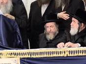 Chassidic Kids Cant Next People with Smartphones