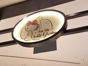 Hello Kitty Orchid Garden World's First 24-hour Café Opens Changi Airport