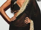 Hollywood Celebs Wearing Indian Fashion