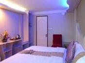 More Bustle: Unwind Yourself Temple City ‘Chiang Mai’