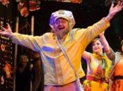 Opera Review: Day-Glo Ultraviolet Alert System