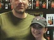 Affleck Girlfriend Shopped Booze