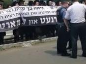 Chareidi Extremists Protesting Monsey Store That Sells Smartphones (video)
