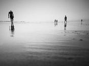 Isolation #benheinephotography #beach #plage #maroc #morocco #sea #mer #ocean #agadir #couple #love #nofilter #sand #landscape #paysage #escapade #walk #music #musique #nature #beauty #silhouette