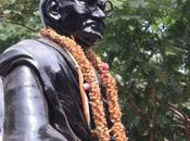 DAILY PHOTO: Busts Great Indians