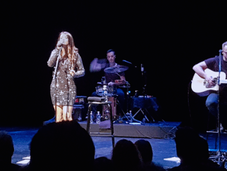 Jess Moskaluke Brings Small Town Christmas Toronto