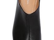 Split Comfort: Maison Margiela Tabi Brushed-Leather Shoe