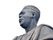 PHOTOS: Hoodlums Steal Obafemi Awolowo’s Glasses From Statue