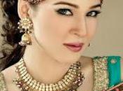 Pakistani Actress Model Ayesha Omar Profile Pictures