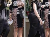 Celeb Style: Khloe Kardashian About Beverly Hills...
