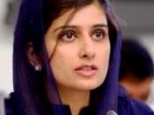 Hina Rabbani Khar Tops List Most Glamorous Women Politicians