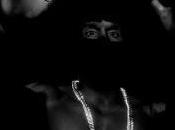 Video: Kanye West "Black Skinhead" (Official)