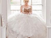 Kelly Clarkson Shows Fairytale Wedding Style