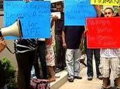 Protesters Demand Organ Transplants Undocumented Immigrants