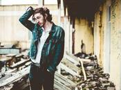 Hozier’s Powerful Voice Sweeps Your Feet [video]