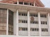 Extends Travel Mahinda Basil