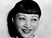 from Actress Little Note Featured Currency