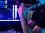 Student Addicted Computer Games Tries Stunt, Escapes Death