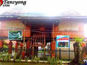 Uplose Personal Doña Aurora Aragón-Quezón Through Visiting House.