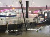 London’s Party Boat Sinks Thames Flooding Hits Hackney Wick Amid Heavy Rain