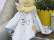 Adorable Winnie Pooh Hugs Super Soft Security Blanket!