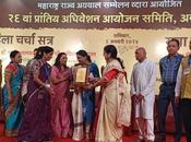 Surabhi Dhanwala’s Holistic Healing Attracts Attention Agra Mahakumbh Agarwal Community 2024