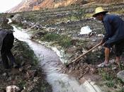 Chinese Villagers Attack Factory After Reports Polluting