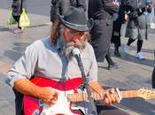 Jerusalem's Bustle! Walk Through Crowded Streets. (video)