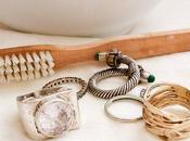 Using Various Ways Clean Different Types Jewelry