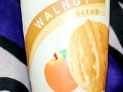 Everyuth Natural Walnut Facial Scrub Review