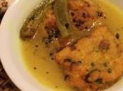 Nemu Tenga Jhul/Lemon Sour Curry with Lentil Fritters {Recipe}