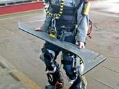 Robotic Exoskeleton Gives Shipyard Workers Superhuman Strength