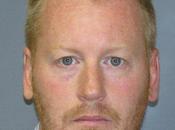 Crooked Pennsylvania Sells Guns Customers Keeps Money